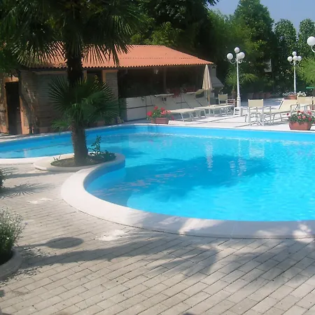 Hotel Panazza 3*