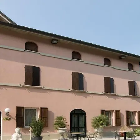 Panazza Hotel