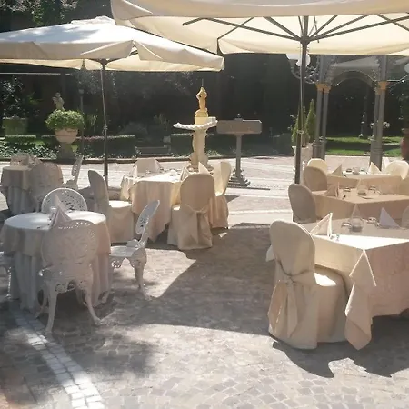 Panazza Hotel