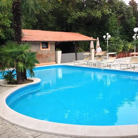 Panazza Hotel